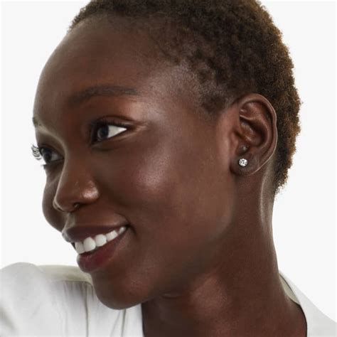 Diamond Stud Earrings | JamesAllen.com