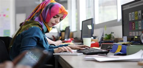 इस्लामी सिद्धांतों में निहित है मुस्लिम महिलाओं के लिए बचत का महत्व