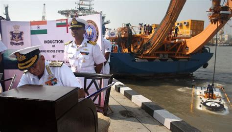 Indian Defence Industries | Navy inducts submarine rescue system