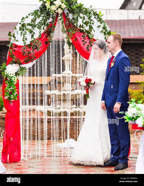 Get Married 的图像结果