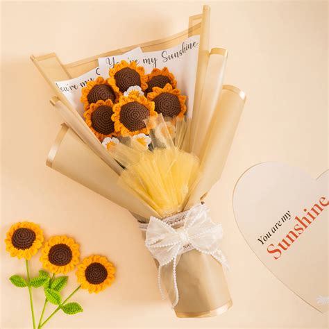 Crochet Sunflower Bouquet - Guldasta Flower Gift | The Zappy Box