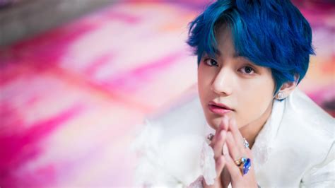 BTS V Laptop Wallpapers - Top Free BTS V Laptop Backgrounds - WallpaperAccess