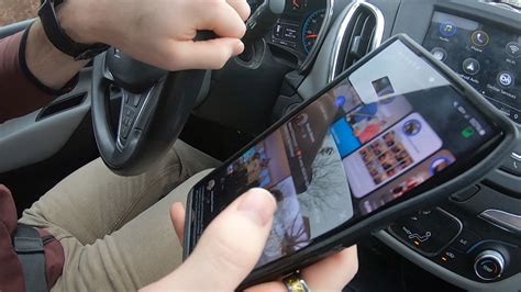 Iowa Handsfree Driving Law