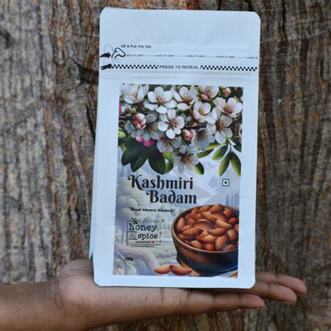 Premium Cashews & Almonds – Handpicked & Fresh – Honey and Spice