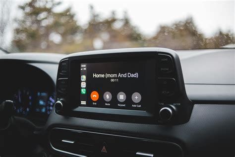 Conheça o Android Auto, ferramenta que acessa aplicativos no carro | CNN Brasil