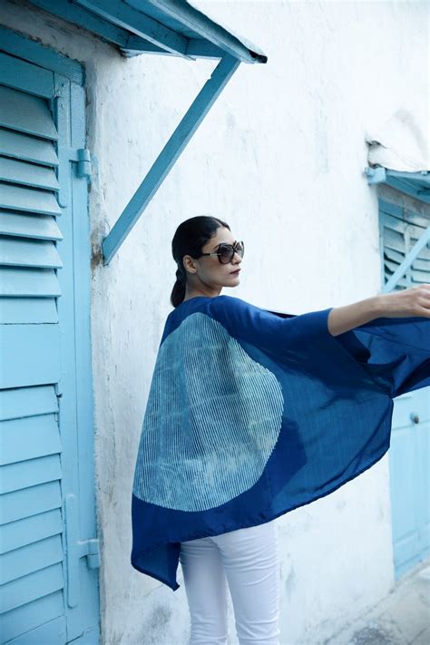 The 'Circle of life' Kimono – Aeshaane by Neesha Amrish