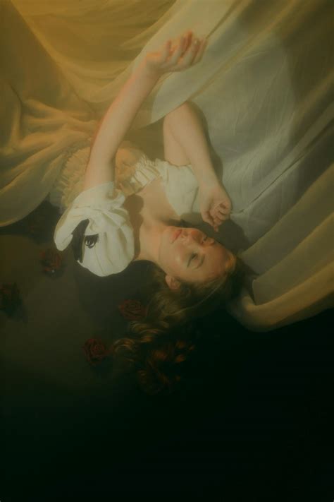 Woman+On+Top+Gif Photos, Download The BEST Free Woman+On+Top+Gif Stock ...