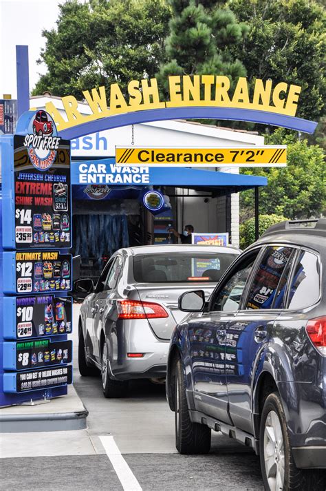 Drive through Car wash for all cars - Express - Touchless - Fleets
