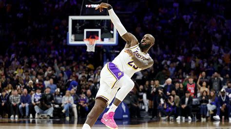 Lakers Sign Kylor Kelley to Contract, Updated Roster for 2025-26 NBA Season