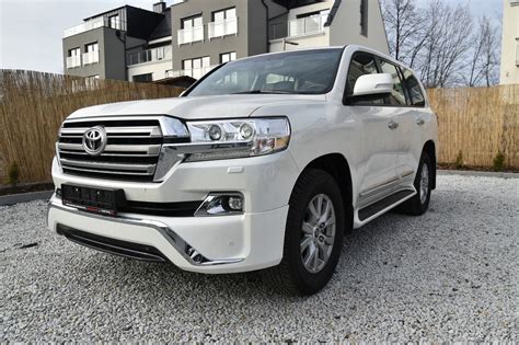 Toyota Land Cruiser V8 | 2018 | Nowa | VAT23% | PL - 8038223191 ...