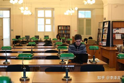 俄罗斯圣彼得堡国立大学学费是多少「环俄留学」