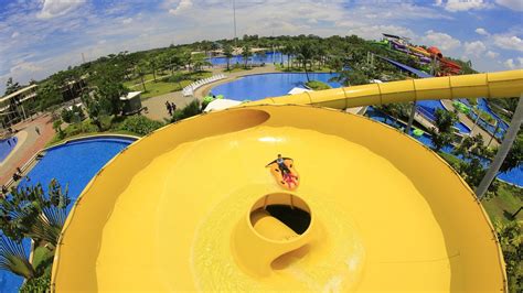 go! wet waterpark grand wisata bekasi bekasi, jawa barat