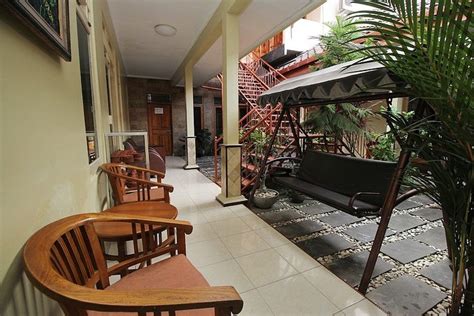PONDOK SHABRINA FAMILY HOMESTAY (Yogyakarta Region) - Lodge Reviews ...
