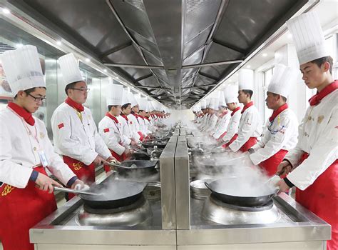 实训环境_甘肃新东方烹饪学校-专注中式烹调和西点西餐的厨师培训学校