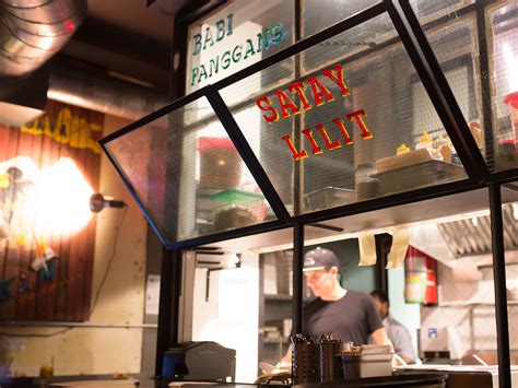 Restaurant App Using Bootstrap On Mobile 的图像结果