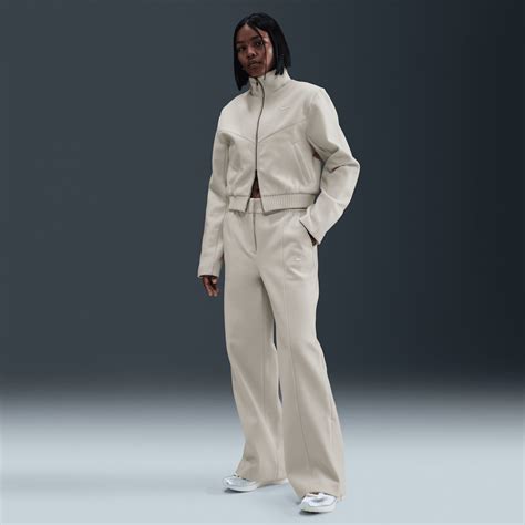 Sportswear Brown Pants Tracksuits. Nike.com