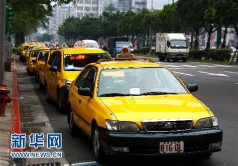 郑州出租车今年或运价调整 启动电动化改革-中国搜索河南