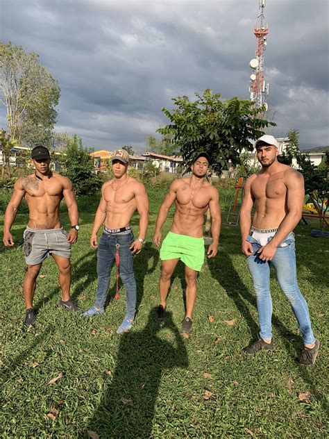 🔝Joao Batista🔝 on Twitter: "Sunday 💪⚡️ #flex #aesthetic #model @EmpireModels4 @GreeneeLukas ...