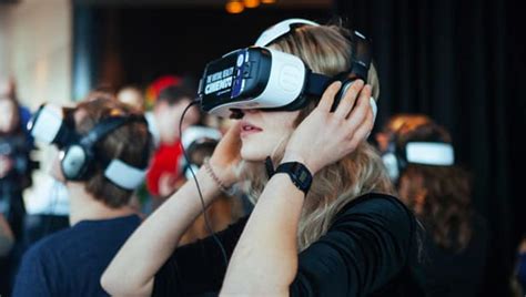 Virtual Reality Filming Set 的图像结果