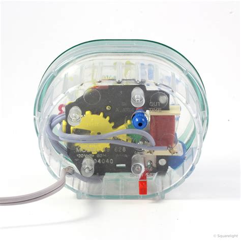 Ingraham See Through Clock – Future Forms