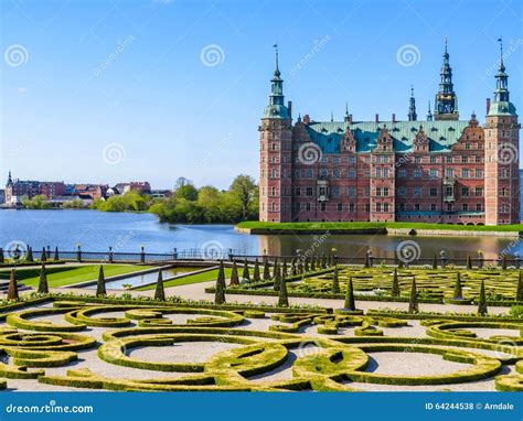 Frederiksborg Castle, Hillerod, Denmark Stock Photo - Image of pond, building: 64244538