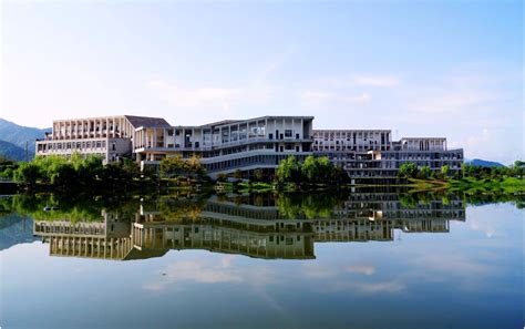 桂林电子科技大学信息科技学院怎么样是几本？每年学费多少