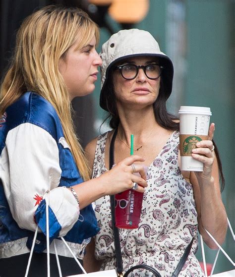 デミ・ムーア、お しのツケ!?で激変した容姿が話題に | 海外セレブ最新情報