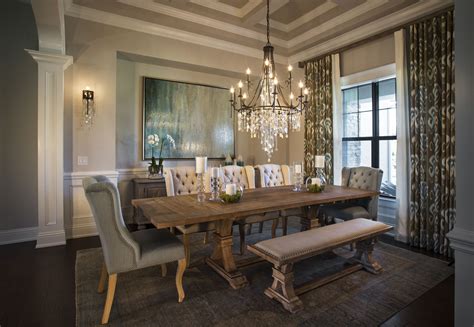 5 Elegant Chandeliers To Illuminate Your Dining Room
