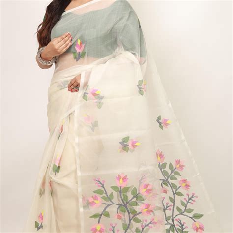 Offwhite Muslin Silk Jamdani Saree With Multicolour Floral Design ...