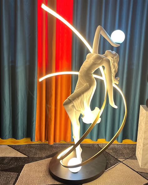 Misha Goddess Statue Floor Lamp - Docos