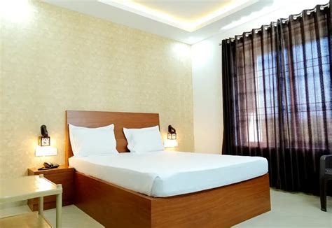 Book hotel dwaraka boarding & lodging in mangalore