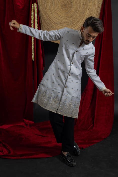Bollywood Kurta Collection | Designer Kurtas for Men at Shriimant ...