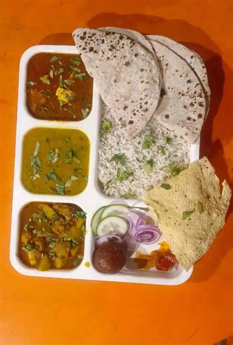 Food Fusion Station Wala, Bade Kajipur, Gorakhpur | Zomato