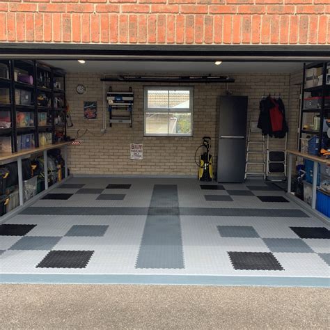 Interlocking Garage Floor Tiles | Mototile