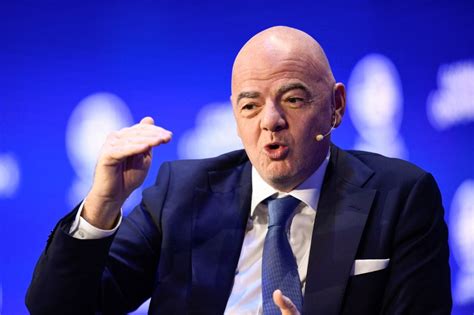 फीफा अध्यक्ष विश्व कप के बाद बड़े बदलाव के लिए तैयार, लेकिन प्रीमियर ...