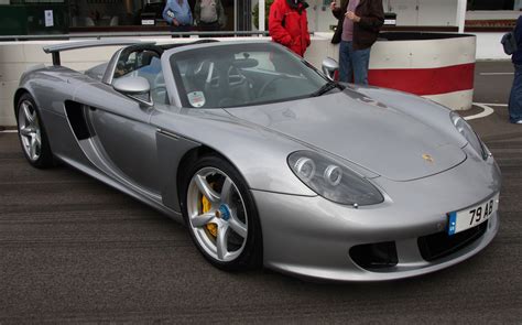 File:Porsche Carrera GT - Goodwood Breakfast Club (July 2008).jpg