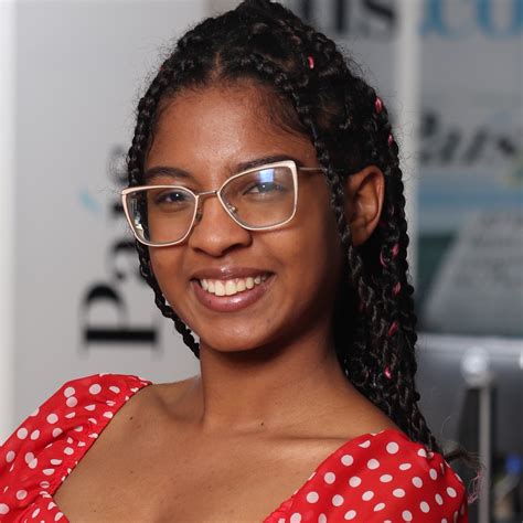 María Claudia Tarazona, viuda de Miguel Uribe, se fue del país con sus ...