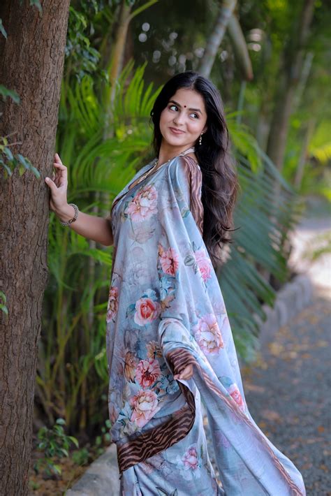 Elegant Pastel Floral Saree in Gray – Pativrata