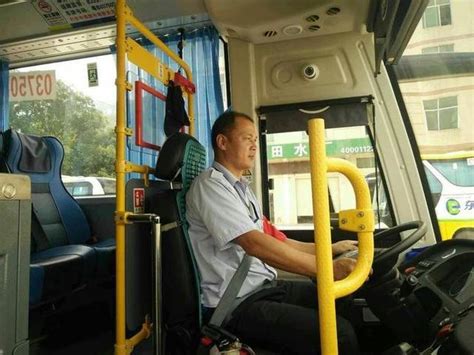 深圳公交车驾驶员月薪-
