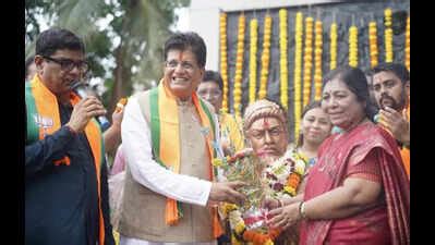 Goyal meets MLAs as BJP begins BMC election prep | Mumbai News - Times ...
