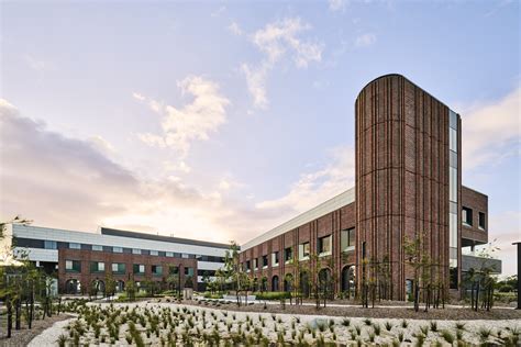 Latrobe Regional Hospital | Billard Leece Partnership - Melbourne | Sydney