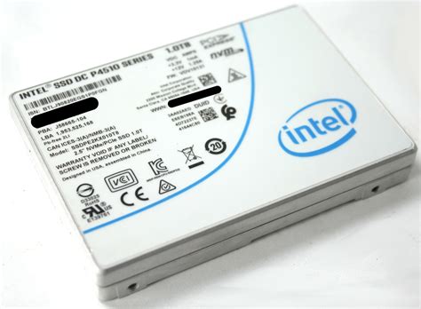 Intel SSD DC P4500 U.2 NVMe 2TB 使用 10時間