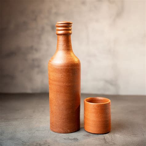 Ecocraft Clay Water Bottle with Glass – Handmade Cooling Set (1L + 200 ...
