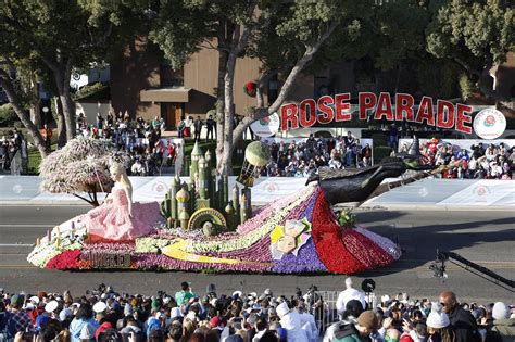 How the Wicked Rose Parade Float Brought the Magic of Oz to Life