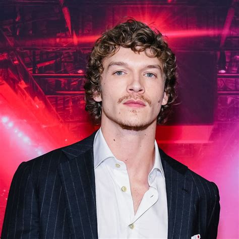 Ilya Rozanov Winking Gif