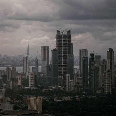 Sunhil Sippy: Dystopia 3 – Red Earth