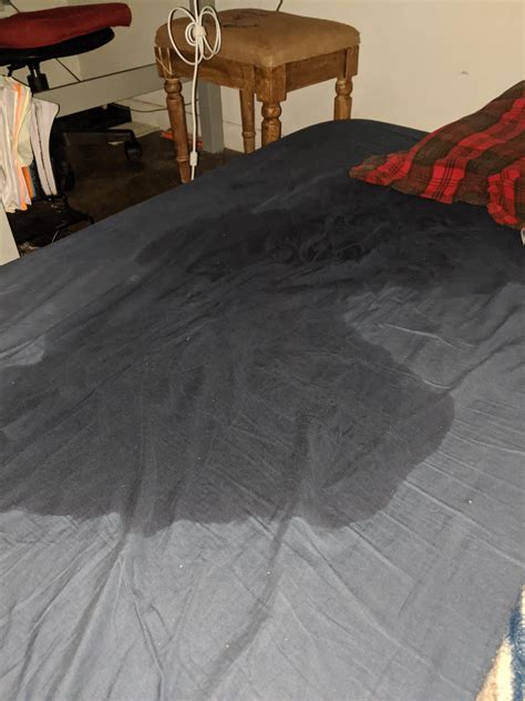 Why Do I Wake Up Drenched In Sweat at Levi Skipper blog