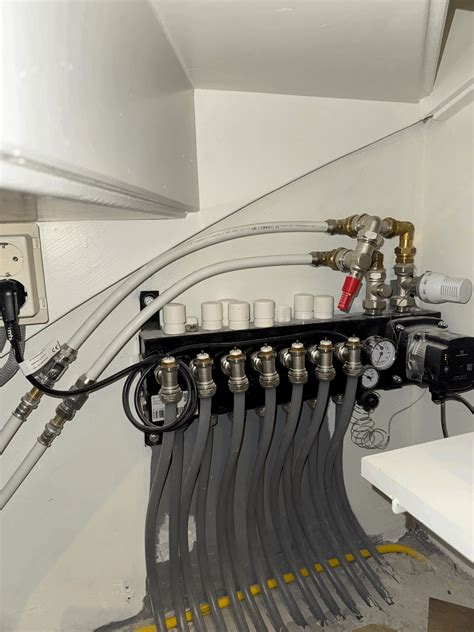 Vloerverwarming wordt niet warm en opstoken lukt amper - Bouwen en ...