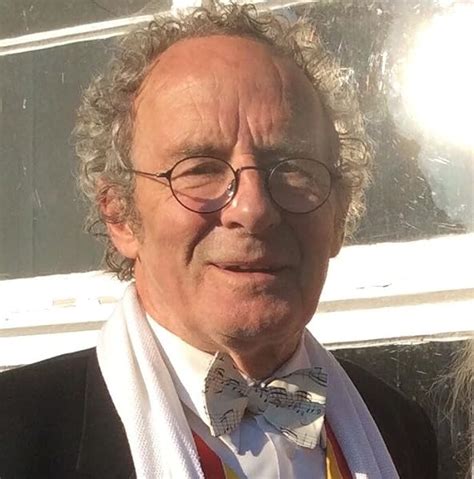 Stanley Bagshaw And The Frantic Film Fiasco : Wilson, Bob: Amazon.in: Books