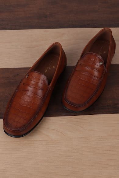Buy Men Brown Loafers Online - 39644017 | Louis Philippe